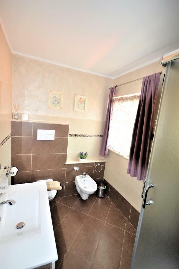 B&B La Vecchia Tipografia - Lago D'Idro Ponte Caffaro Luaran gambar