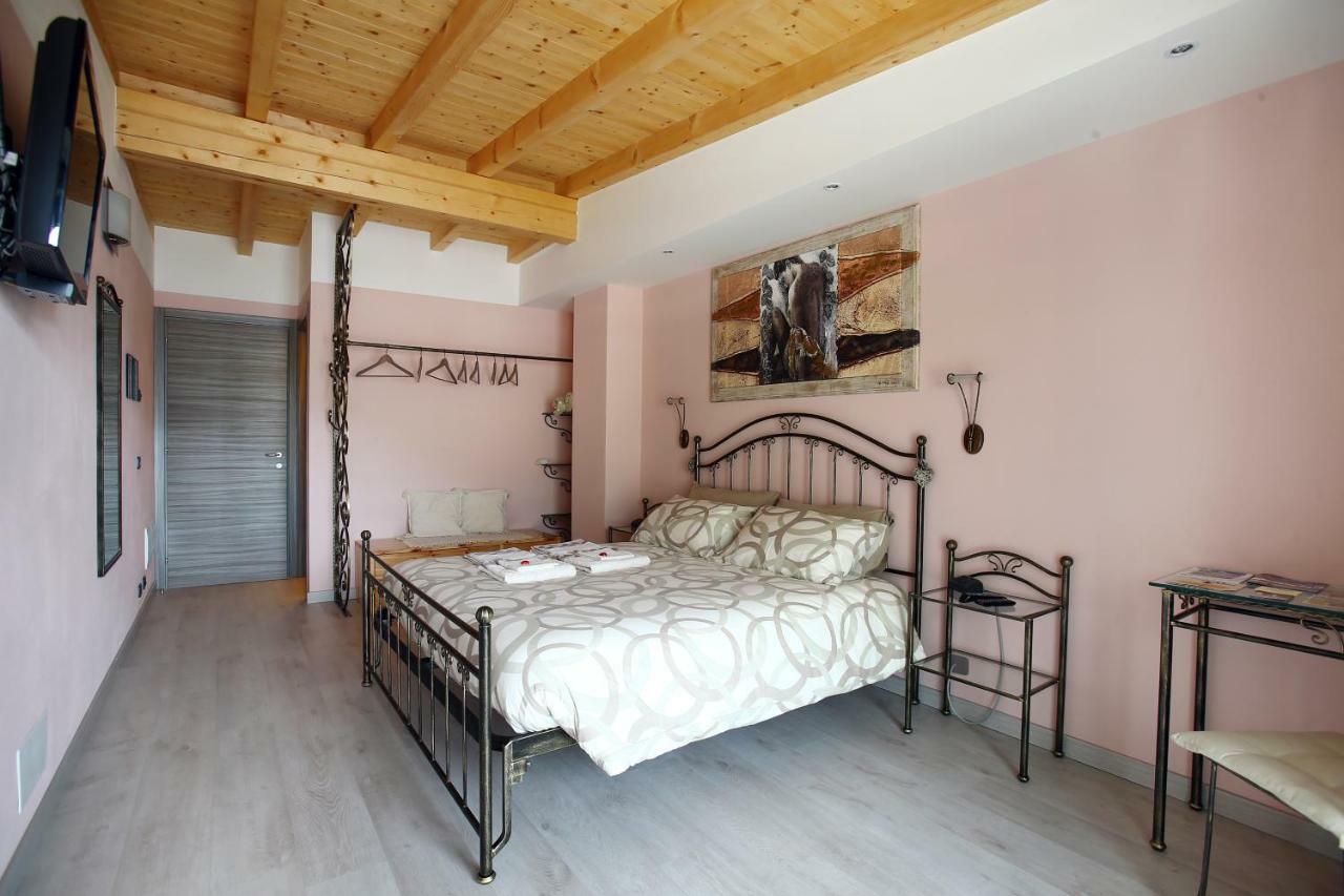 B&B La Vecchia Tipografia - Lago D'Idro Ponte Caffaro Luaran gambar